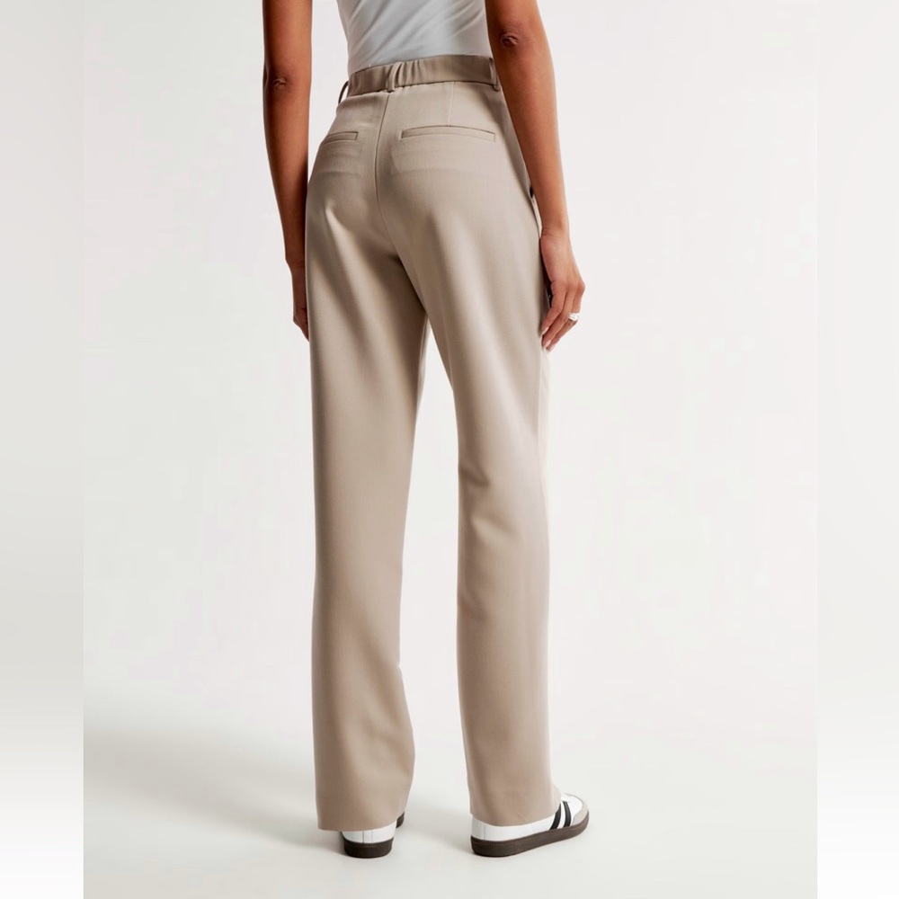 Abercrombie & Fitch Tailored Relaxed Straight Pant